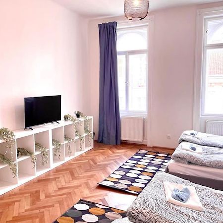 Brand New Spacious & Stylish Aptmt In City-Centre فيينا المظهر الخارجي الصورة
