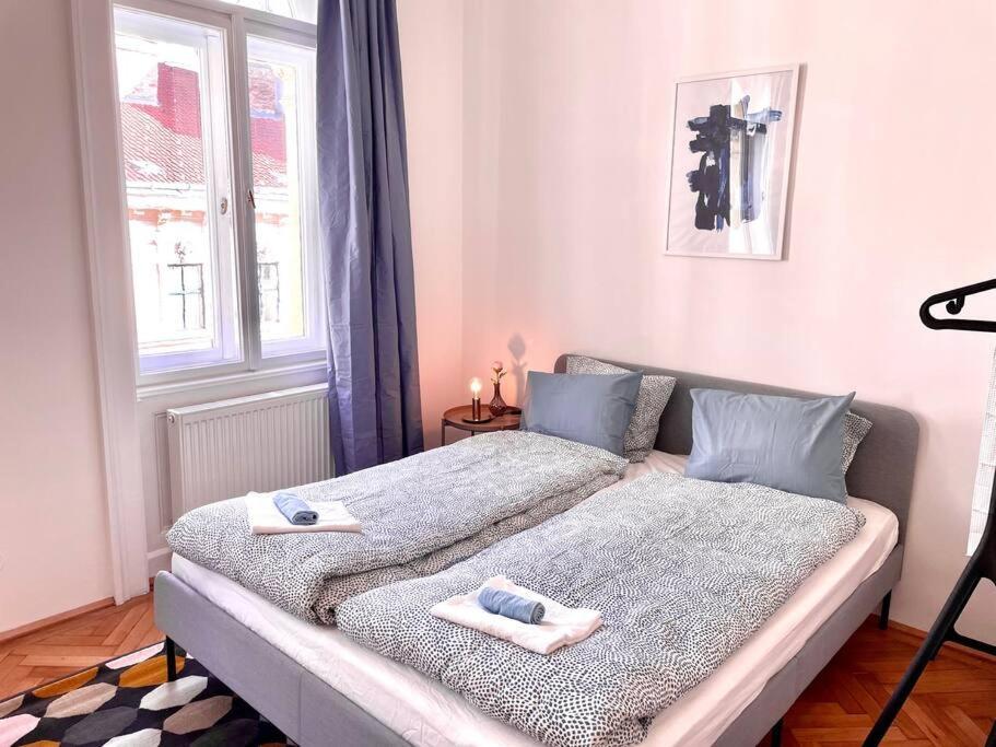 Brand New Spacious & Stylish Aptmt In City-Centre فيينا المظهر الخارجي الصورة
